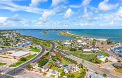 417 N Broadway, ROCKPORT, TX 78382