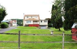 115 Ann Street, Peckville, PA 18452