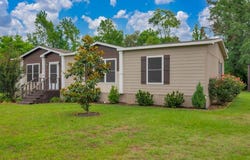 572 4th Street, Cushing, TX 75760