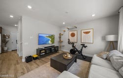 2556 Little Rock Lane, Simi Valley, CA 93065