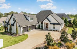 8900 Luxe  MNR, Fort Smith, AR 72916