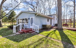 10900 Round Lake Road, Horton, MI 49246