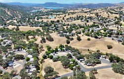 2148 Yellow Feather Circle, Paso Robles, CA 93446