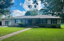 905 Snowden Circle, Boaz, AL 35957