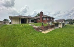 2920 Ranch Road, Ashland, KY 41102