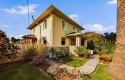 2220 E Street, Eureka, CA 95501