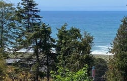 Wallace, Gold Beach, OR 97444