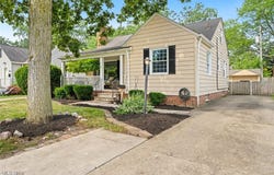 550 Parkside Drive, Bay Village, OH 44140