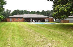 607 Brookhollow, Palestine, TX 75801