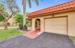 2333 SW 81st Ter, North Lauderdale, FL 33068