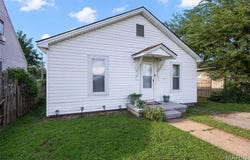 404 W Murray Lane, Sikeston, MO 63801
