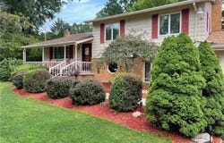 1453 melbourne Drive, Girard, OH 44420
