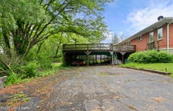 311 Dawkins Rd, La Grange, KY 40031
