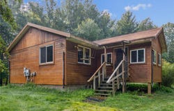 7288 Burnikel Road, Siren, WI 54872