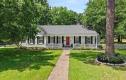 1116 N Bledsoe St., Gilmer, TX 75644