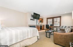 565 GLENDALE ROAD, OAKLAND, MD 21550