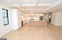 331 W 16TH AVENUE, WILDWOOD, NJ 08260