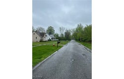518 Lafayette Boulevard, Sheffield Lake, OH 44054