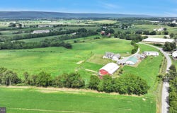 39 TEMPLE Road, RICHLAND, PA 17087