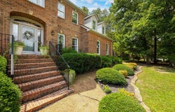 39 Middle Creek Road, Signal Mountain, TN 37377