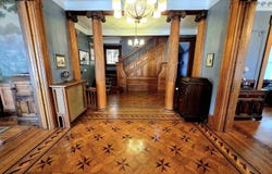 199 Loras, Dubuque, IA 52001