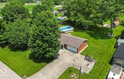 11054 N Shelby 490 W, New Palestine, IN 46163