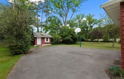 104 Hillsboro Parkway, Syracuse, NY 13214