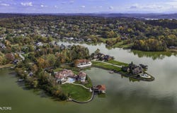 10824 Westland Drive, Knoxville, TN 37922