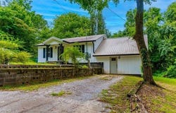 303 Claire Street, Rossville, GA 30741