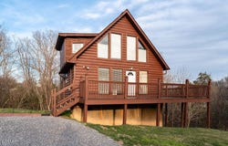 1220 Sugar Loaf Road, Sevierville, TN 37876