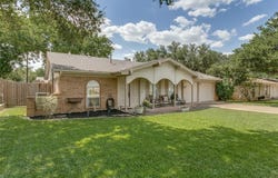 2133 Mountainview Drive, Hurst, TX 76054