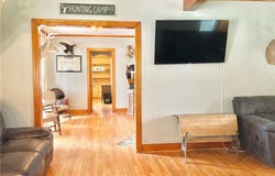 406 S 6th Street, Burlington, KS 66839