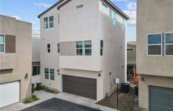 27422 Pioneer Court, Valencia, CA 91381