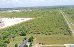 1867 Old Gonzales Road, Cuero, TX 77954
