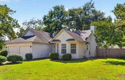 105 Blackwalnut Drive, Summerville, SC 29486