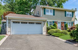 30 Daniel Drive, Matawan, NJ 07747