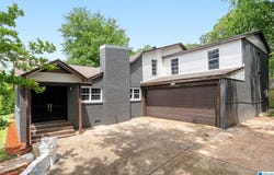 221 SHORT 24TH AVENUE, TUSCALOOSA, AL 35404