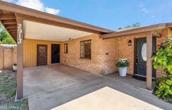 2913 E EARLL Drive, Phoenix, AZ 85016