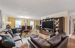 100 E OAK TERRACE DRIVE, LEESBURG, FL 34748