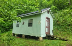 523 Bullskin Branch Road, Oneida, KY 40972