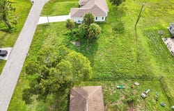 1705 NE 26th Terrace, Cape Coral, FL 33909