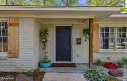 5235 Hialeah Drive, Jackson, MS 39211