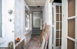 1014 W MAIN STREET, NORRISTOWN, PA 19401