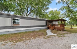 845 S Carriage Drive, Deepwater, MO 64740