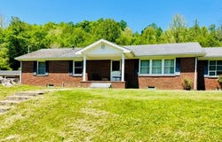 46 Finley Arnett Road, Salyersville, KY 41465