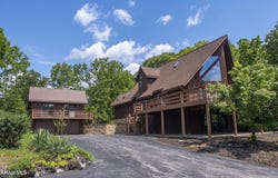 116 Scenic Knoll Drive, Hollidaysburg, PA 16648