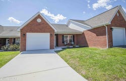 337 Angus Xing Lane, Corryton, TN 37721
