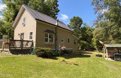 15 Mill Yard Road, Petersburgh, NY 12138