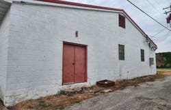 125 E JACKSON Street, Ashley, IL 62808