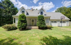 146 Lower Round Pond Road, Bristol, ME 04539